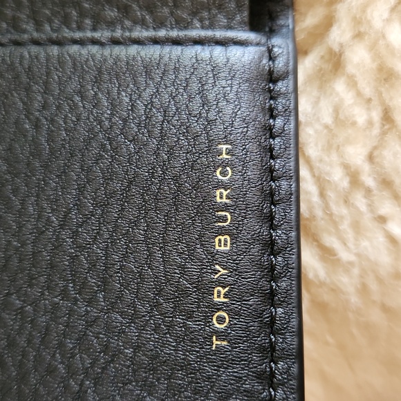 NWOT Tory Burch Kira Black Leather Tri-fold Wallet 🖤💛🎁 - Picture 8 of 16